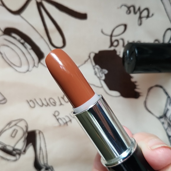 LANCOME Color Design Lipstick TIMELESS Creme - Picture 3 of 5